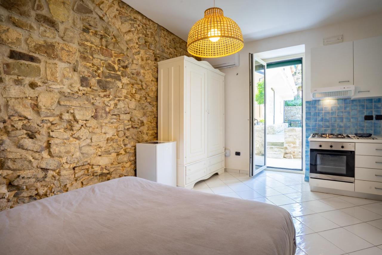 אגרופולי Borgo Dei Saraceni - Suites & Apartments מראה חיצוני תמונה