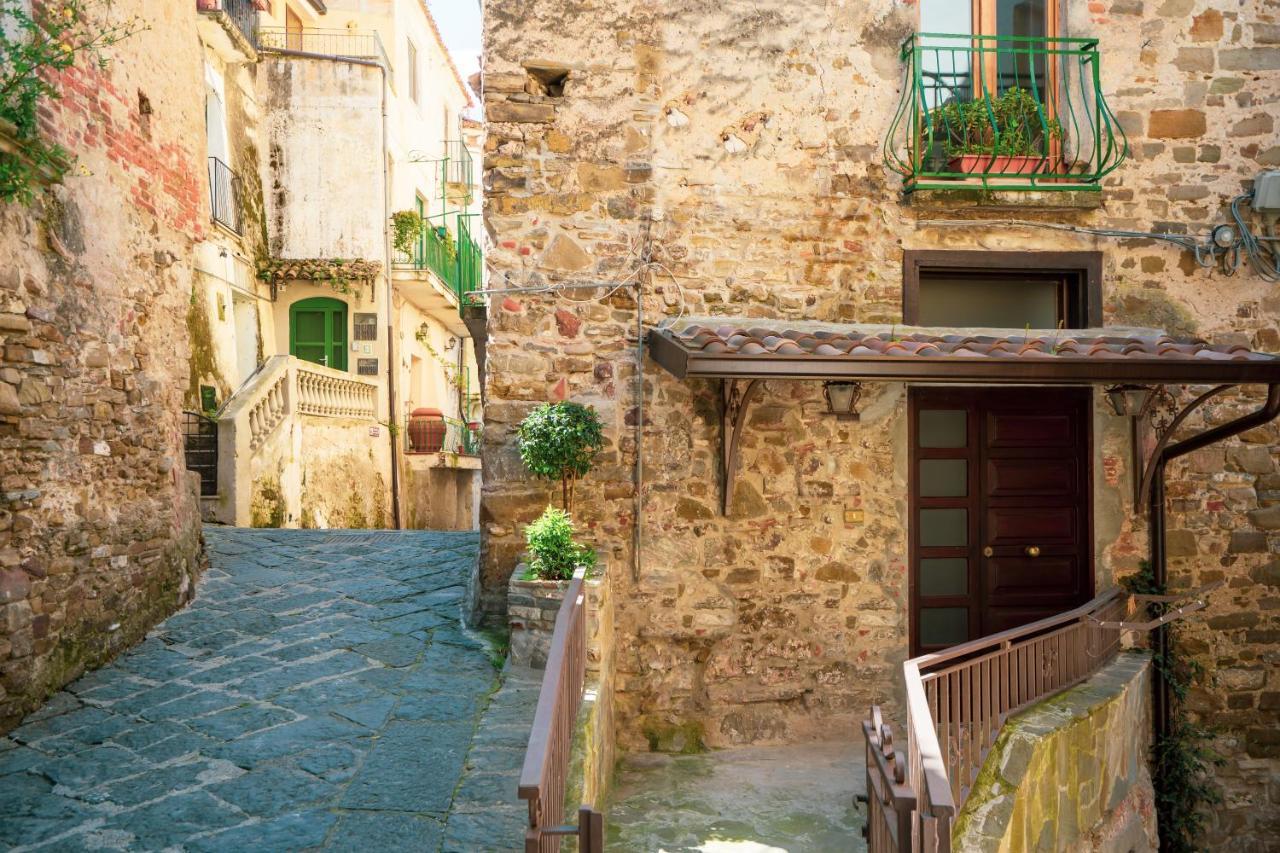 אגרופולי Borgo Dei Saraceni - Suites & Apartments מראה חיצוני תמונה