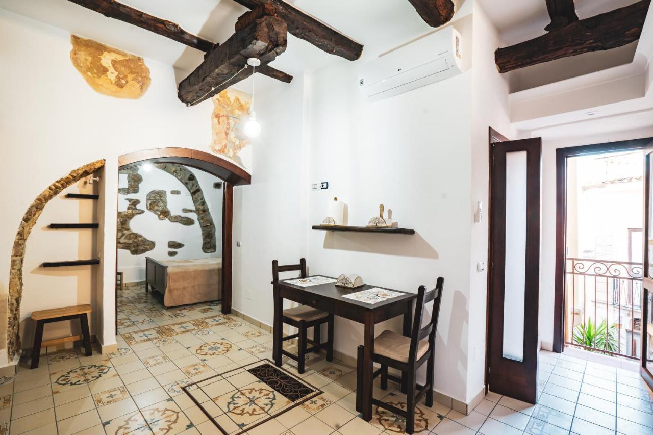 אגרופולי Borgo Dei Saraceni - Suites & Apartments מראה חיצוני תמונה