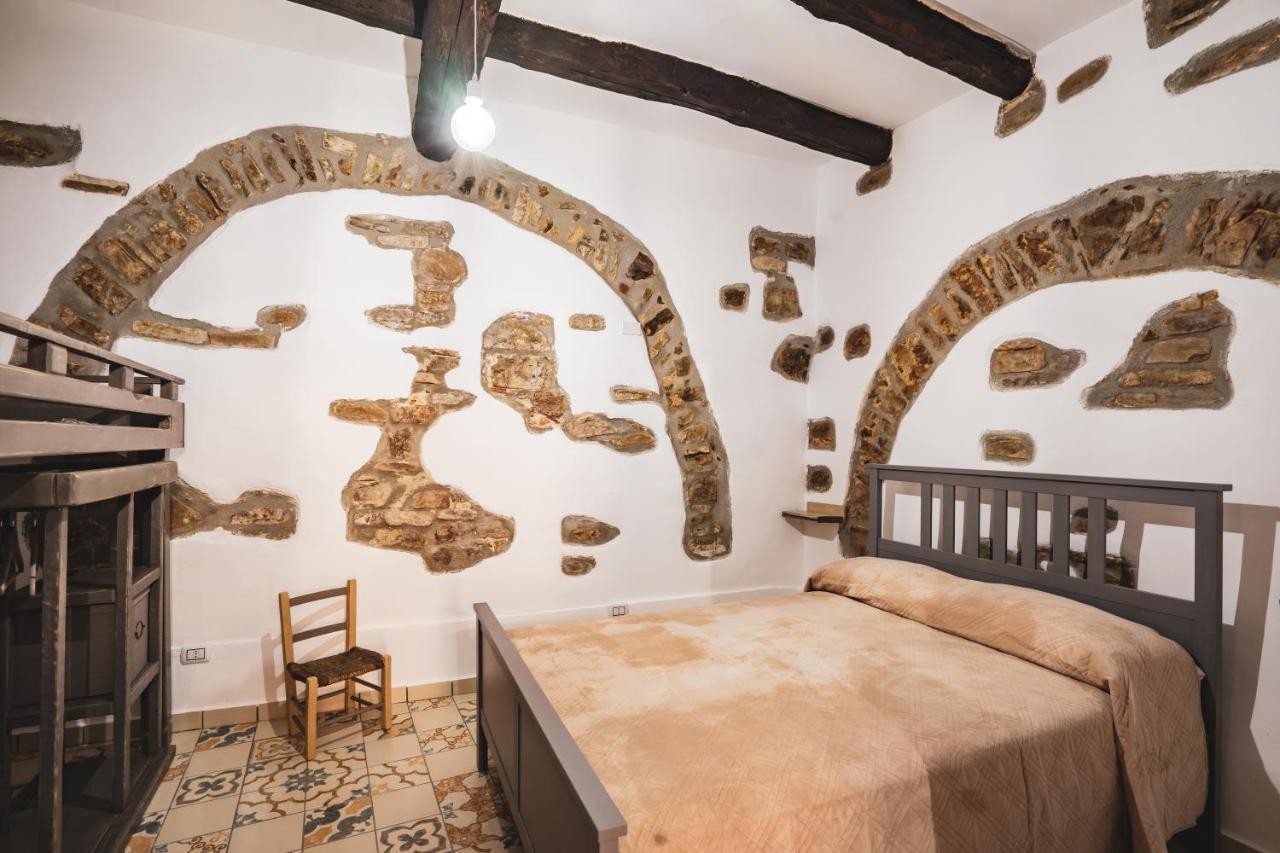 אגרופולי Borgo Dei Saraceni - Suites & Apartments מראה חיצוני תמונה
